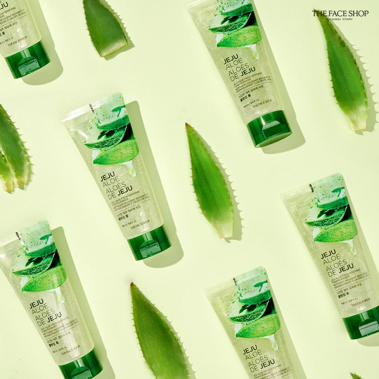 THEFACESHOP Jeju Aloe Fresh Soothing Foam Cleanser